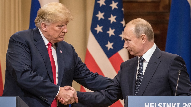 Ông Trump và ông Putin gặp nhau ở Helsinki, Phần Lan năm 2018. Ảnh: Getty