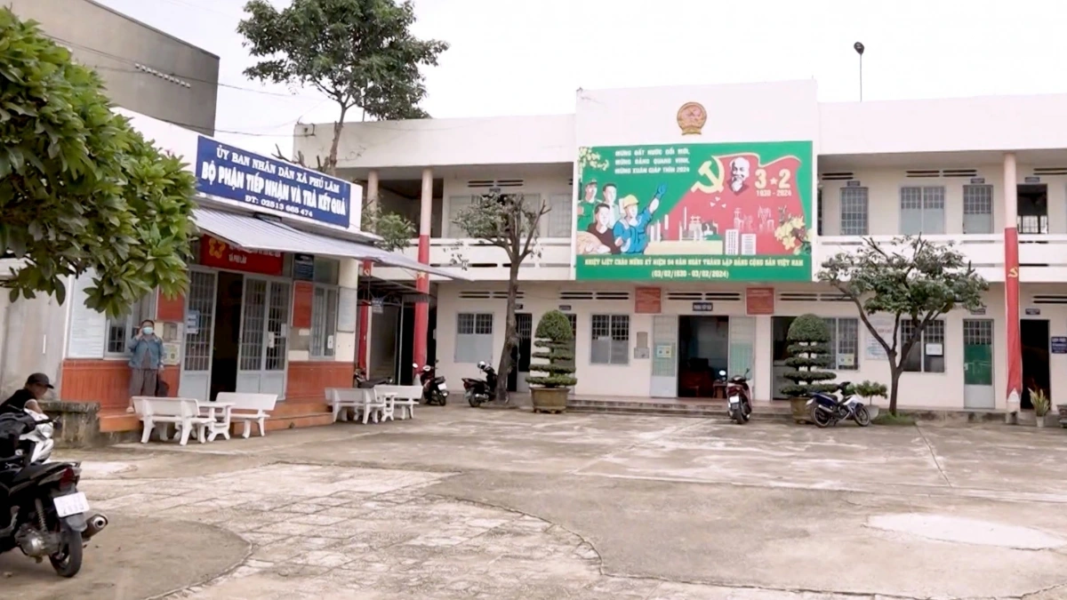 Trụ sở UBND xã Phú Lâm, huyện Tân Phú (Ảnh: CTV)