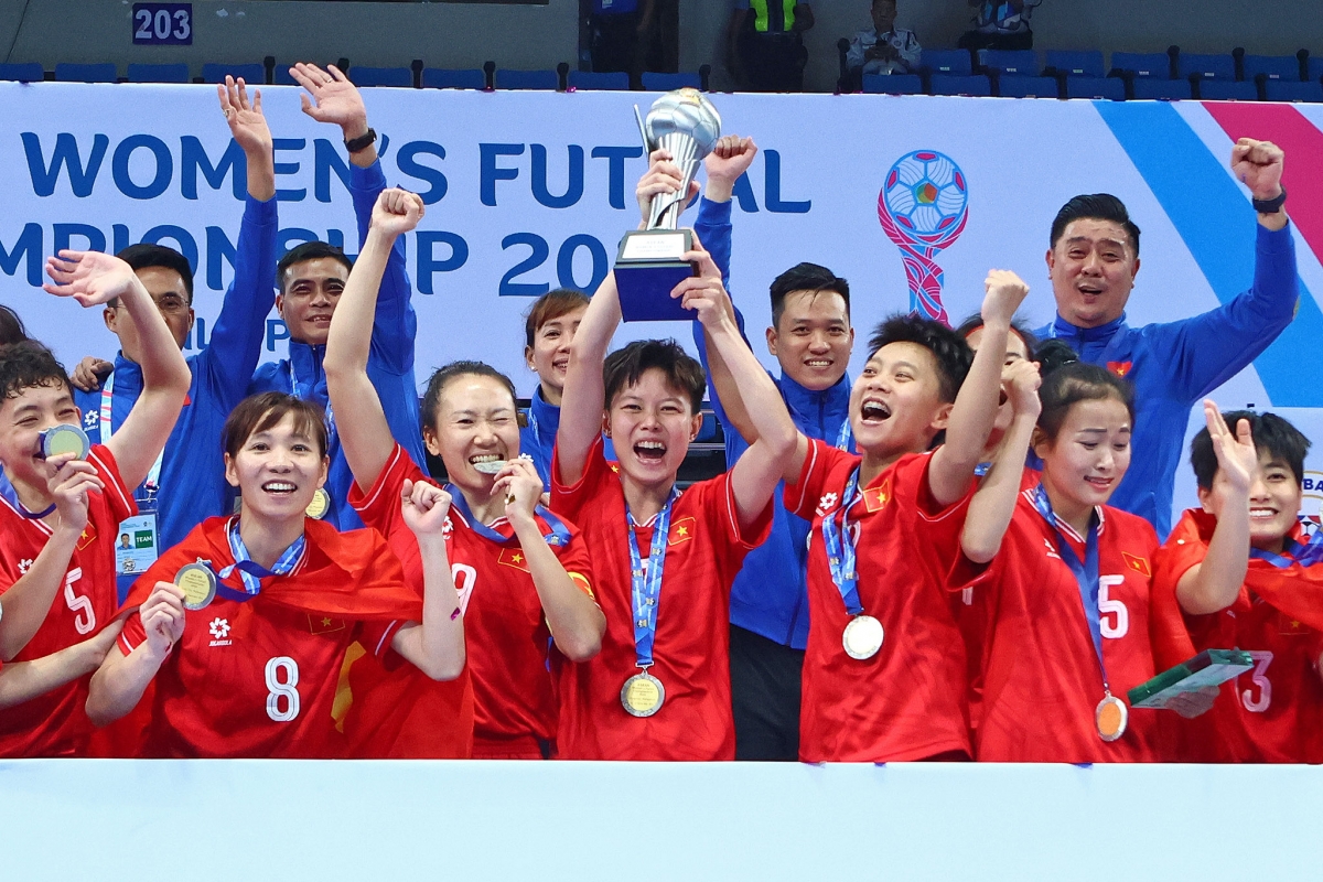 Với danh hiệu này, ĐT Futsal nữ Việt Nam hứa hẹn sẽ tăng bậc trên bảng xếp hạng thế giới. 