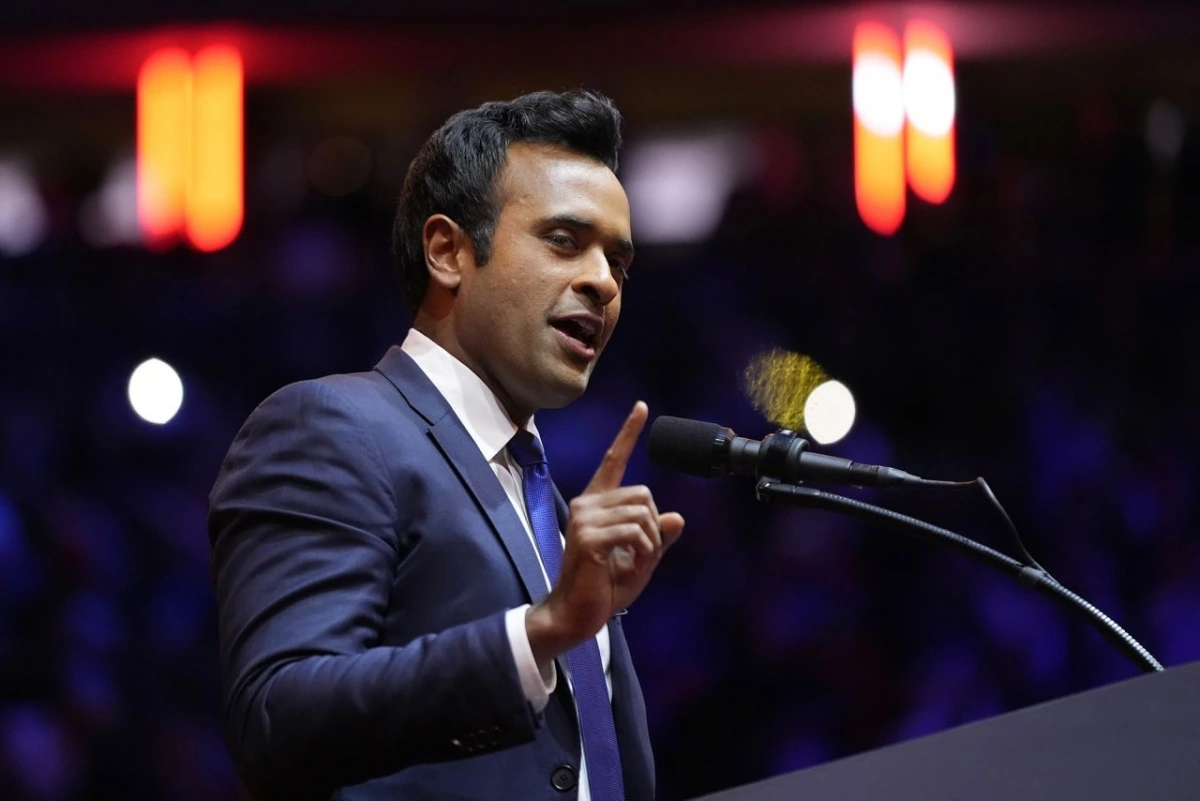 Ông Vivek Ramaswamy phát biểu tại một cuộc vận động tranh cử tại Madison Square Garden, New York, vào ngày 27/10. Ảnh: CNN
