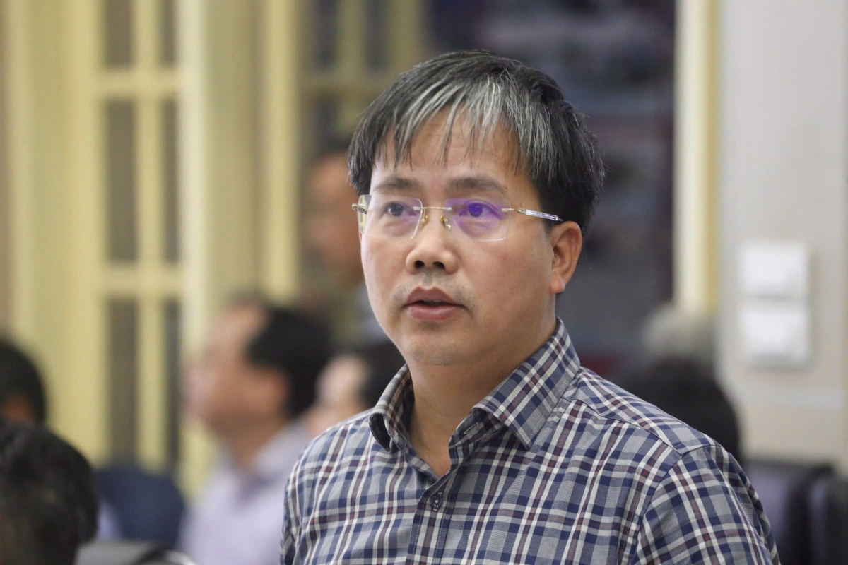 Ông Mai Văn Khiêm