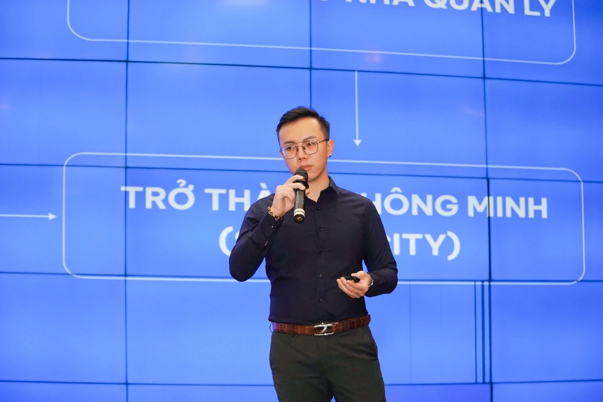 Ông Hoàng Tuấn Anh, Giám đốc dự án Meey Group giới thiệu Hệ sinh thái sản phẩm Công nghệ - Tài chính bất động sản của công ty