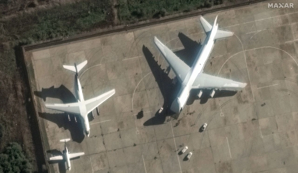 Máy bay vận tại Nga tại căn cứ không quân Khmeimim ở Latakia, Syria. Ảnh: Maxar Technologies