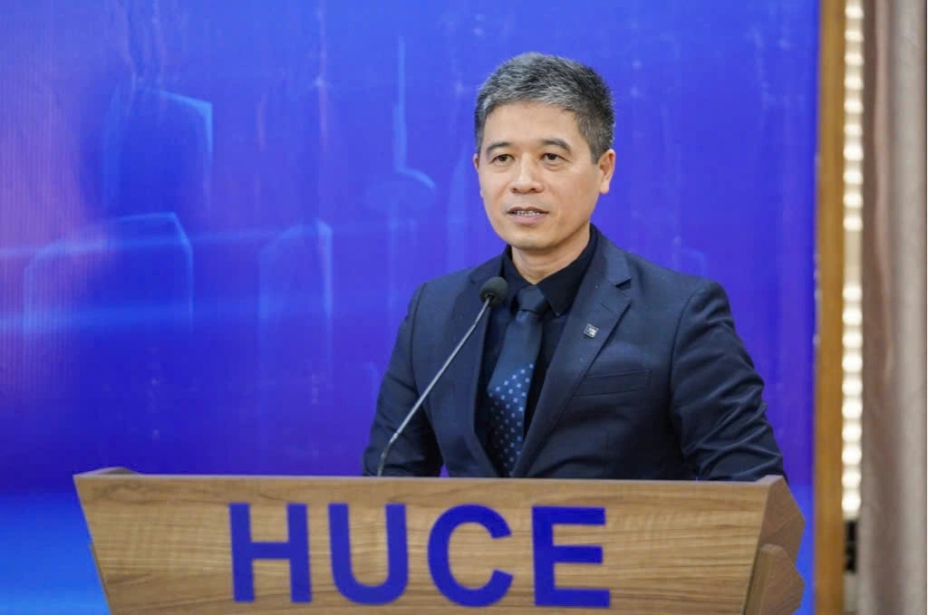 PGS. TS. Hoàng Tùng – Hiệu trưởng Trường Đại học Xây dựng cho biết giáo trình của khóa học được thiết kế hiện đại, tích hợp chặt chẽ giữa lý thuyết và thực hành.