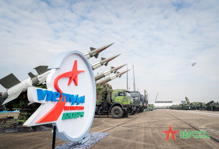 Preparations for the Vietnam Defense Expo 2024, including logistics and security arrangements, have been completed.