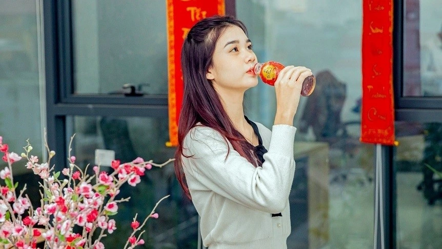 Thanh lọc cơ thể với Trà Dr Thanh để giữ bản thân luôn tươi mát trước những áp lực công việc dồn dập ngày cuối năm