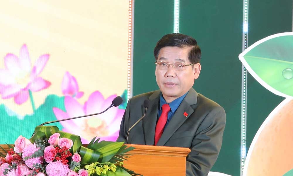 Bí thư Tỉnh ủy Bắc Giang Nguyễn Văn Gấu phát biểu tại buổi lễ