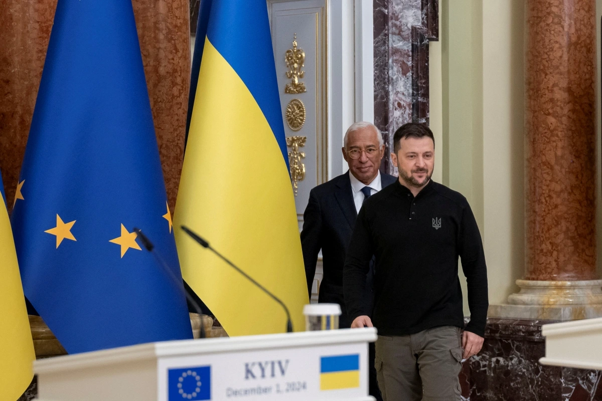 Tổng thống Ukraine Volodymyr Zelensky và Chủ tịch Hội đồng châu Âu Antonio Costa họp báo chung ở Kiev ngày 1/12/2024. Ảnh: Reuters