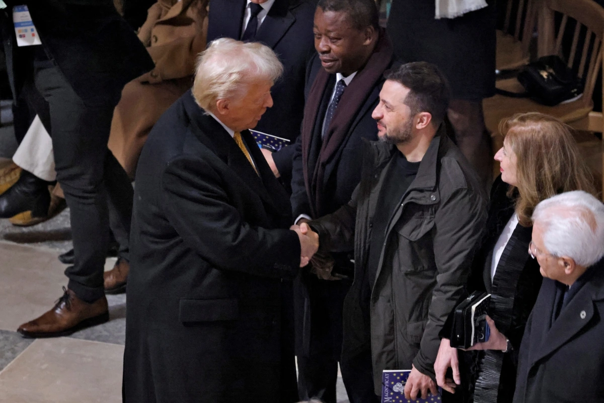 Tổng thống đắc cử Donald Trump và Tổng thống Ukraine Volodymyr Zelensky. Ảnh: Reuters