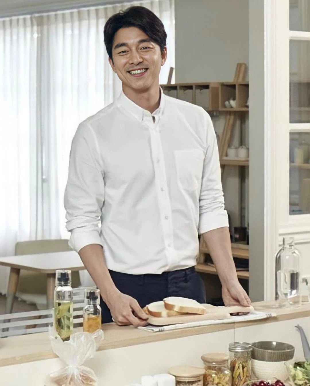 Gong Yoo có khối tài sản ròng khoảng 14 triệu USD