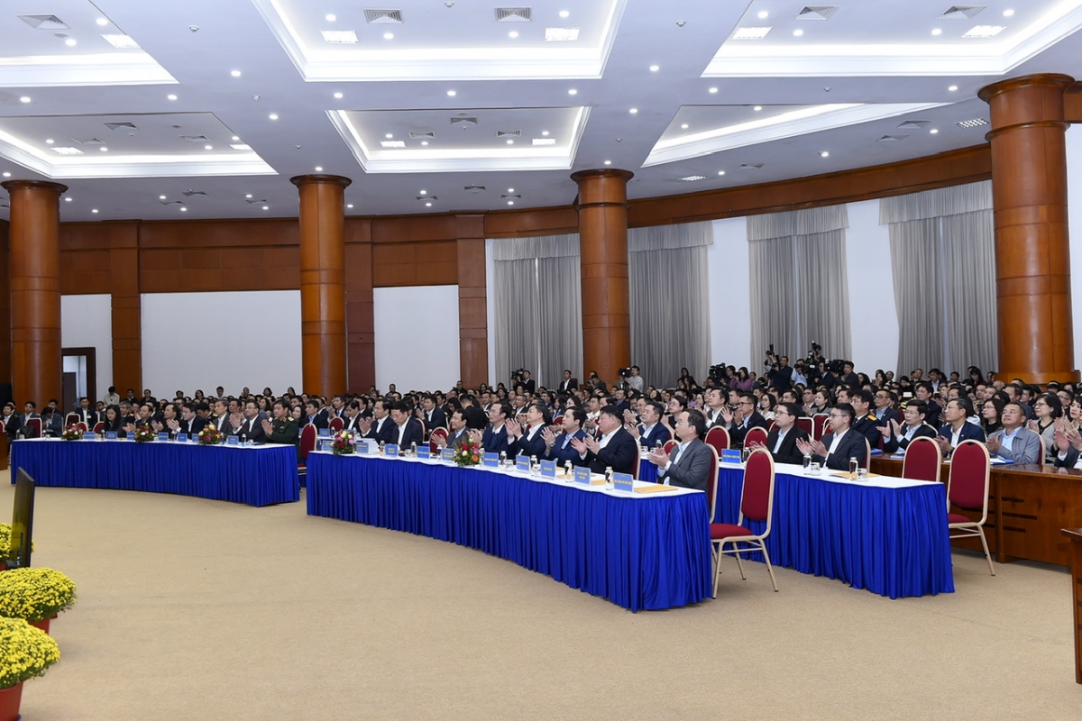 Các đại biểu tham dự hội nghị
