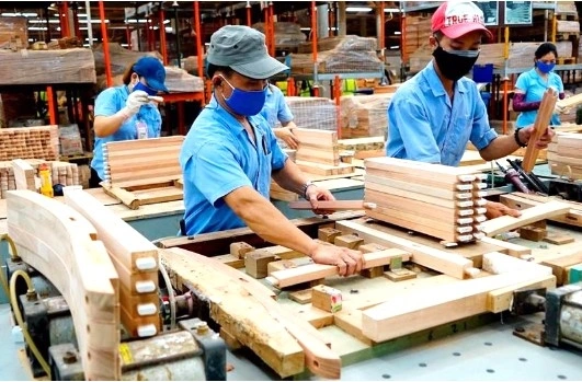 Gia tăng giá trị từ ngành chế biến gỗ