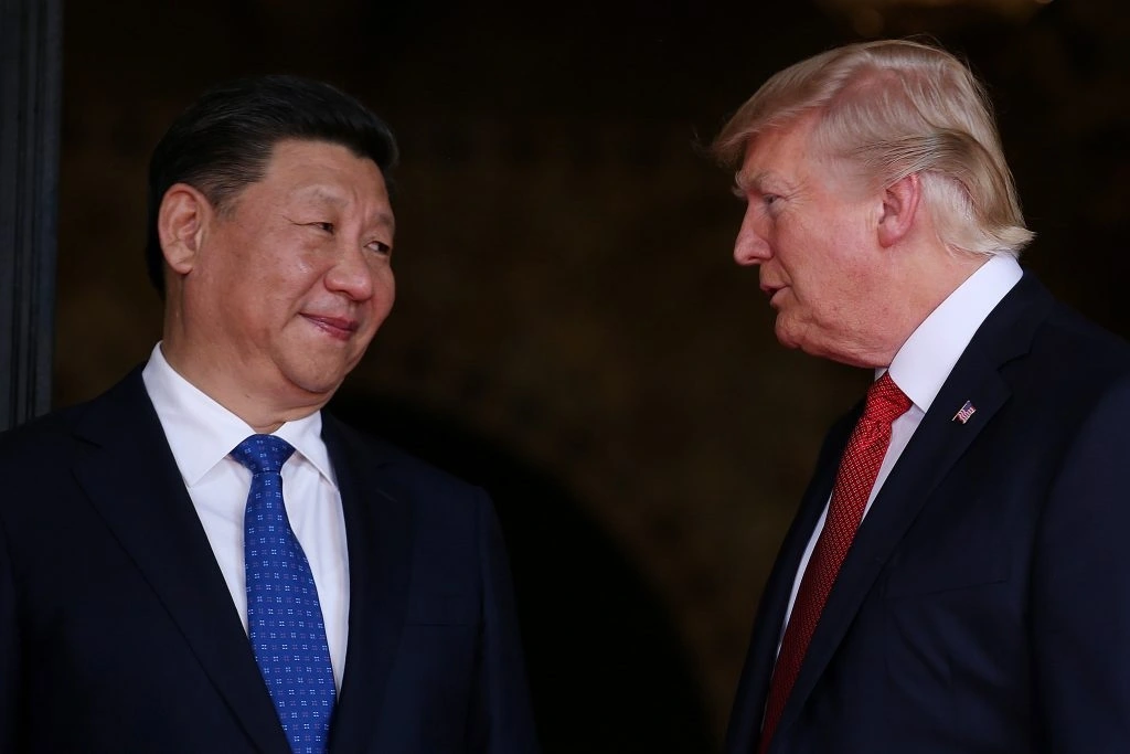 Chủ tịch Trung Quốc Tập Cận Bình và Tổng thống đắc cử Donald Trump. Ảnh: Reuters