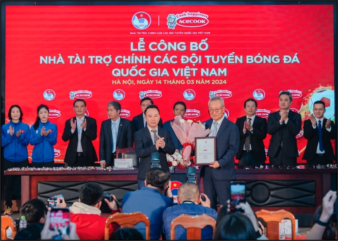 Acecook Việt Nam là một trong những nhà tài trợ chính của các đội tuyển bóng đá quốc gia Việt Nam giai đoạn 2024 - 2027.