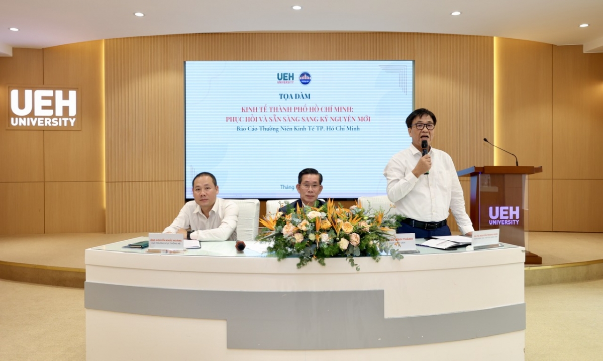Các nhà nghiên cứu, nhà khoa học tọa đàm phân tích tình hình kinh tế TPHCM