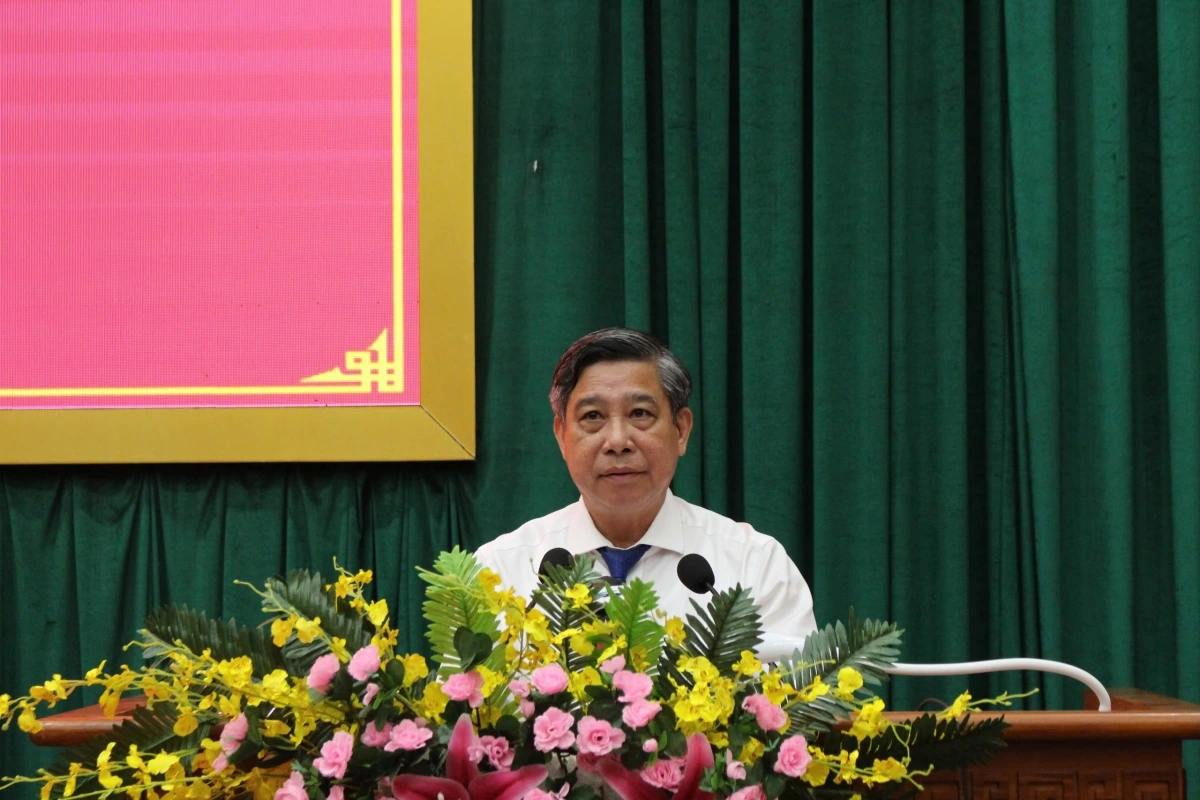 Bí thư Tỉnh ủy, Chủ tịch UBND tỉnh Hậu Giang Đồng Văn Thanh phát biểu chỉ đạo tại Hội nghị