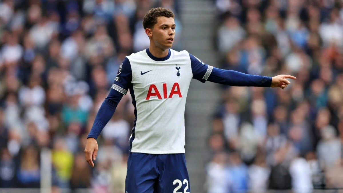 16. Tiền đạo Brennan Johnson (Tottenham) - 7 bàn thắng