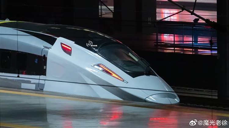 Hình ảnh tàu CR450 rò rỉ trên mạng xã hội Trung Quốc