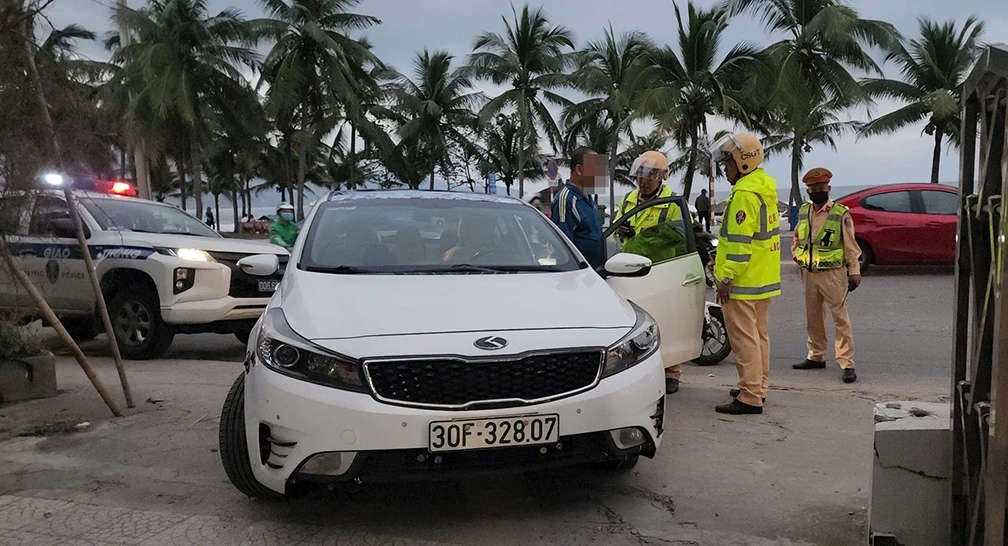 Chiếc ô tô ông N.D.L sử dụng nghi vấn sử dụng biển giả (Ảnh: Công an Đà Nẵng)