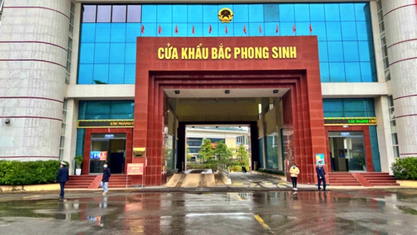 Cửa khẩu Bắc Phong Sinh (Ảnh: Baochinhphu.vn).