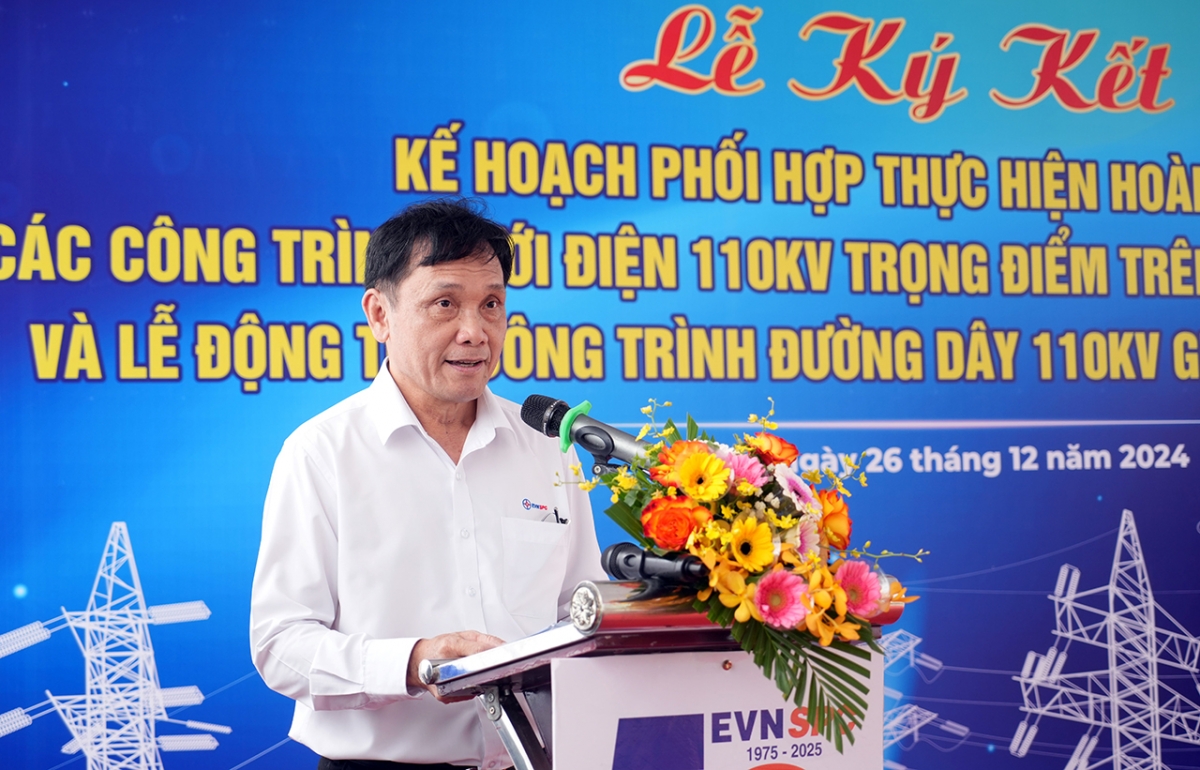 Tổng Giám đốc EVNSPC Nguyễn Phước Đức phát biểu tại buổi lễ
