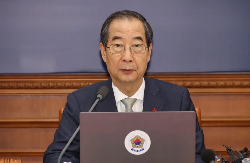 Quyền Tổng thống Hàn Quốc Han Duck Soo tại cuộc họp nội các ở Seoul ngày 14/12/2024. Ảnh: Yonhap