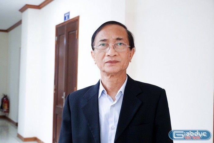 TS Hoàng Ngọc Vinh 