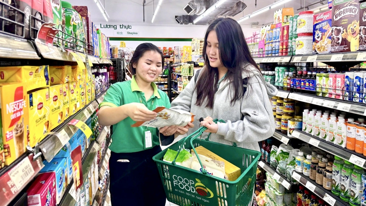 Co.op Food trở thành một trong những điểm mua sắm được ưu tiên hàng ngày của khách hàng