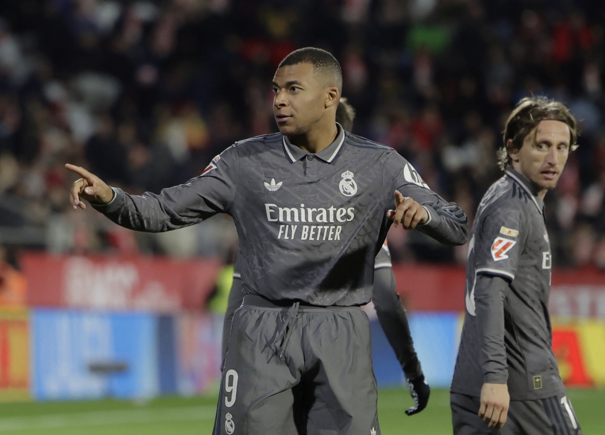 Mbappe ghi bàn giúp Real Madrid thắng đậm (Ảnh: Reuters).