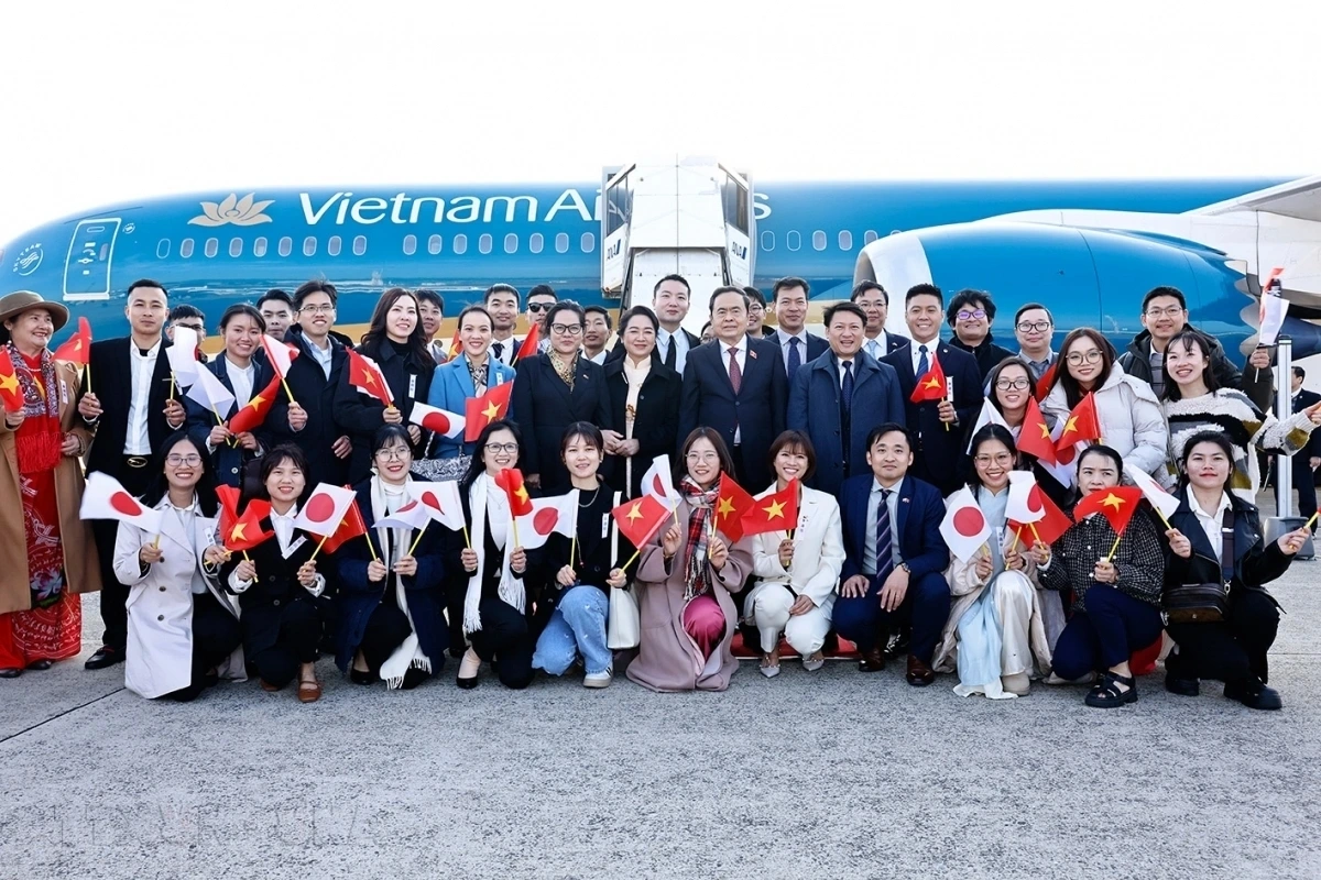 Với lịch hoạt động dày đặc với hơn 30 hoạt động tại Nhật Bản, Chủ tịch Quốc hội Trần Thanh Mẫn đã có các cuộc hội kiến, hội đàm với tất cả các nhà lãnh đạo cấp cao nhất của Bạn. Chủ tịch Quốc hội đã tiếp kiến Nhà vua, Hoàng hậu; hội đàm với Chủ tịch Hạ viện Nhật Bản Nukaga Fukushiro; Chủ tịch Thượng viện Nhật Bản Sekiguchi Masakazu; hội kiến Thủ tướng Nhật Bản Ishiba Shigeru; gặp gỡ, trao đổi với các doanh nghiệp Nhật Bản đang đầu tư tại Việt Nam; thăm và làm việc tại tỉnh Nagasaki. Hai bên chú trọng và coi hợp tác địa phương giữa hai nước là kênh hợp tác quan trọng, thực chất và hiệu quả để tăng cường hợp tác kinh tế, thương mại, lao động, thúc đẩy giao lưu nhân dân giữa hai nước.