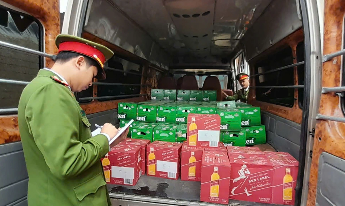Hàng hóa bị thu giữ là hàng nhập lậu, không có đầy đủ giấy tờ