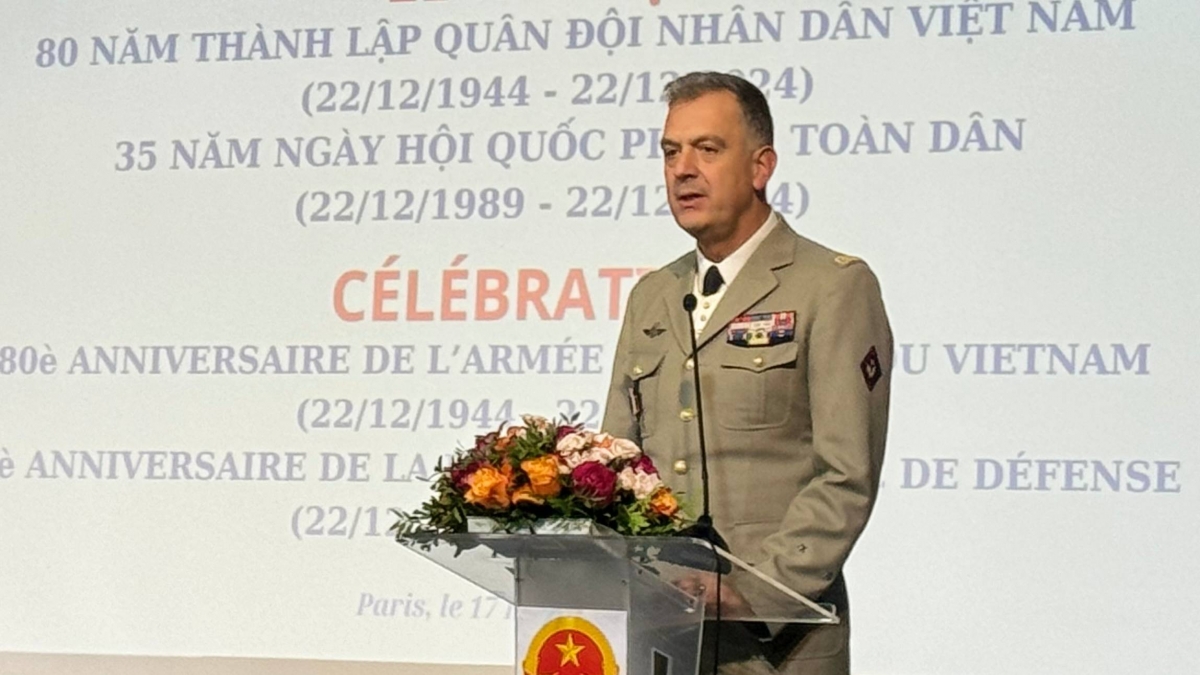 Phó Tư lệnh phụ trách Đối ngoại, Bộ Tư lệnh Lục quân Pháp, Stéphane Richou.