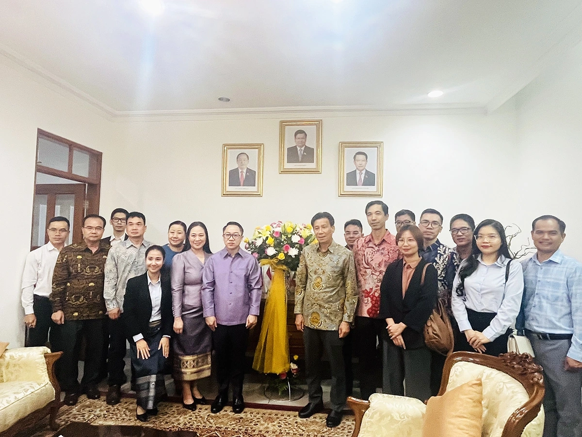 Đại sứ quán Việt Nam tại Indonesia chúc mừng Quốc khánh Lào