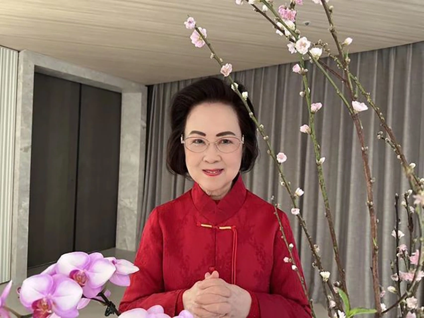 Nhà văn Quỳnh Dao
