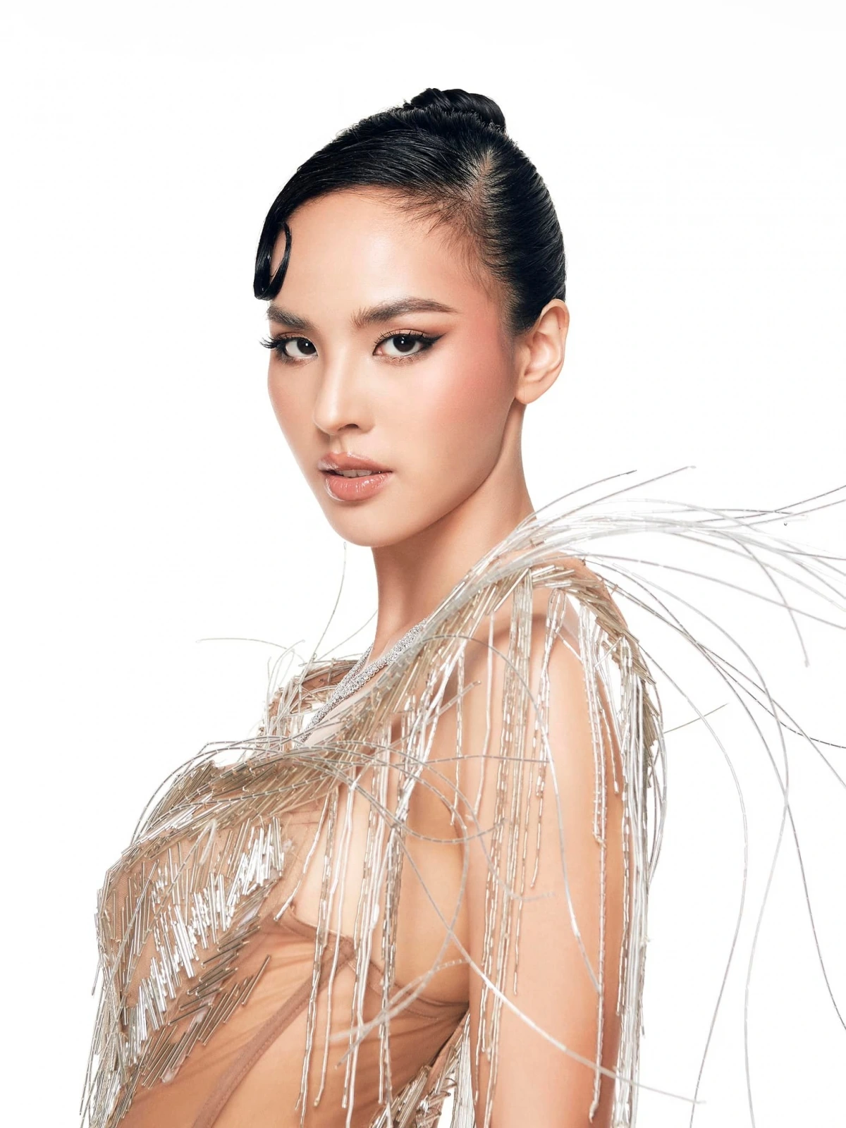 Người đẹp Quỳnh Nga, đại diện của Việt Nam tham dự Miss Charm 2024 