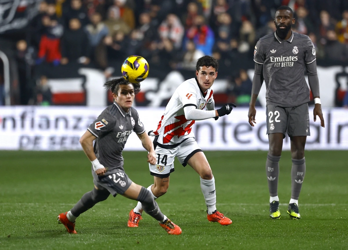 Real Madrid tiếp tục chuỗi trận thất thường. (Ảnh: Reuters). 