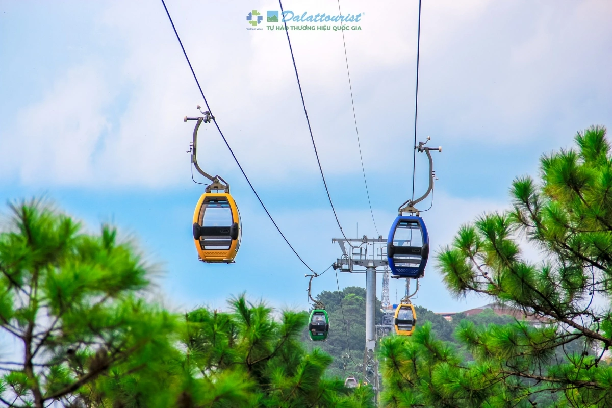 Cáp treo Đà Lạt. Ảnh: Dalattourist