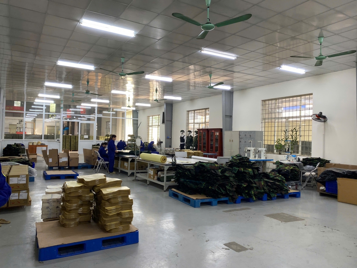 Áo giáp chống đạn được sản xuất tại nhà máy Z117