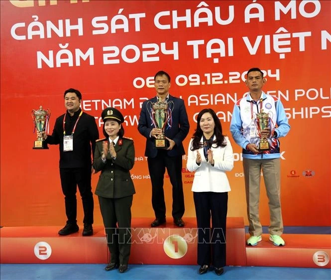 Vietnam secures first place at Asian Open Police Taekwondo Championships
(Photo: VNA)