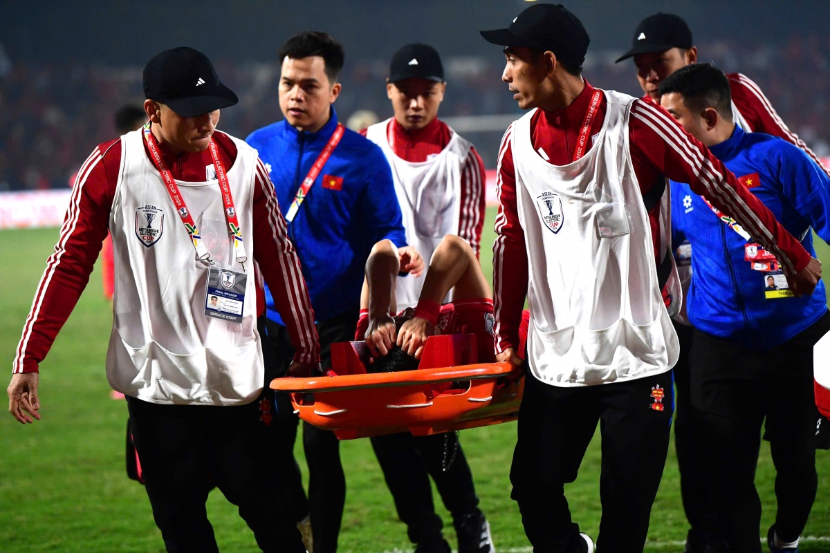 Hồ Tấn Tài chia tay ASEAN Cup 2024 vì chấn thương (Ảnh: Dương Thuật).