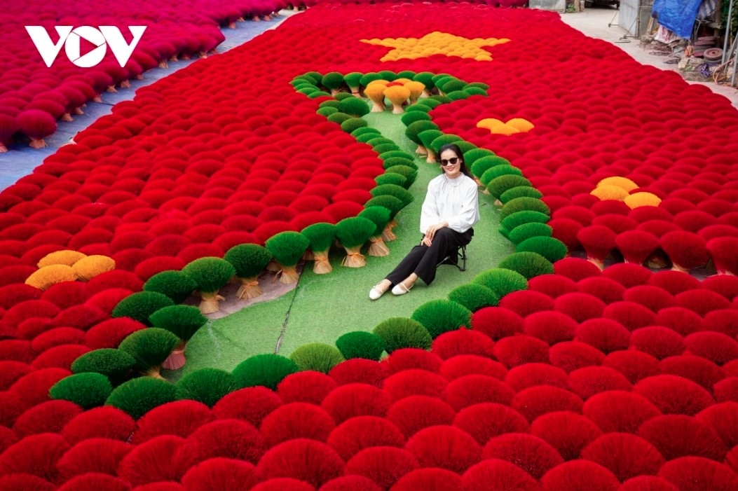 In February, Hanoi was the sole Vietnamese representative to feature among the top 100 best cities in the world in 2024, as released by newswire World’s Best Cities, with the capital ranking 96th overall. One month later, Hanoi topped the list of the Best Food Destination 2024 as voted on by readers of the world's largest travel guidance platform TripAdvisor. In October, Hanoi managed to overcome major cities like Bangkok of Thailand, Seoul (the Republic of Korea), and Tokyo (Japan) to become Asia’s Best Culinary City Destination 2024. Photographed is Quang Phu Cau incense-making village in Ung Hoa district, 35km from downtown Hanoi.