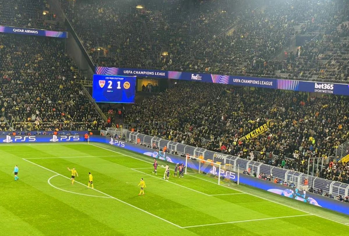 Barcelona ghi bàn mở tỉ số (Ảnh: UEFA)