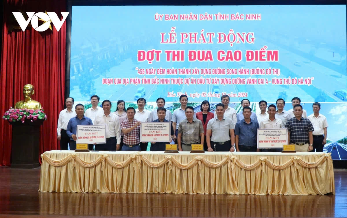 Lãnh đạo tỉnh Bắc Ninh chứng kiến chủ đầu tư và liên danh các nhà thầu ký cam kết hoàn thành dự án