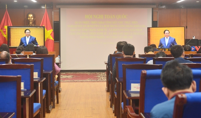 Điểm cầu nghe quán triệt Nghị quyết tại Đài Tiếng nói Việt Nam