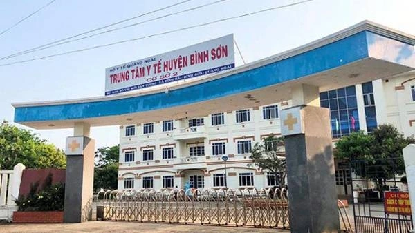 Ban Chỉ đạo thống nhất đưa trung tâm y tế về UBND huyện quản lý