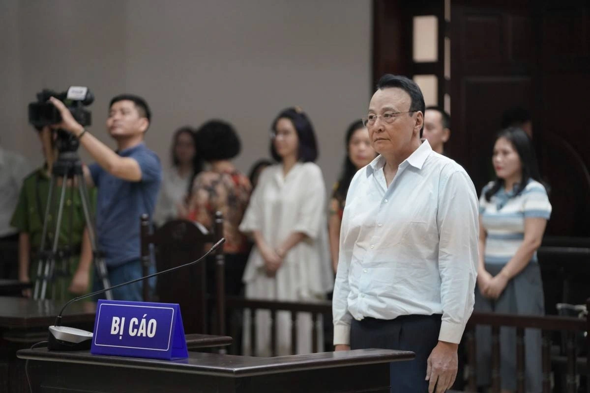 Đến tháng 9/2024, toà phúc thẩm chấp nhận giảm nhẹ hình phạt 1 năm tù cho ông Đỗ Anh Dũng. Do HĐXX ghi nhận các tình tiết giảm nhẹ mới cho bị cáo như: được nhiều bị hại viết đơn xin giảm nhẹ, thân nhân bị cáo là người có công với Cách mạng, Tập đoàn Tân Hoàng Minh có nhiều đóng góp từ thiện cho xã hội...