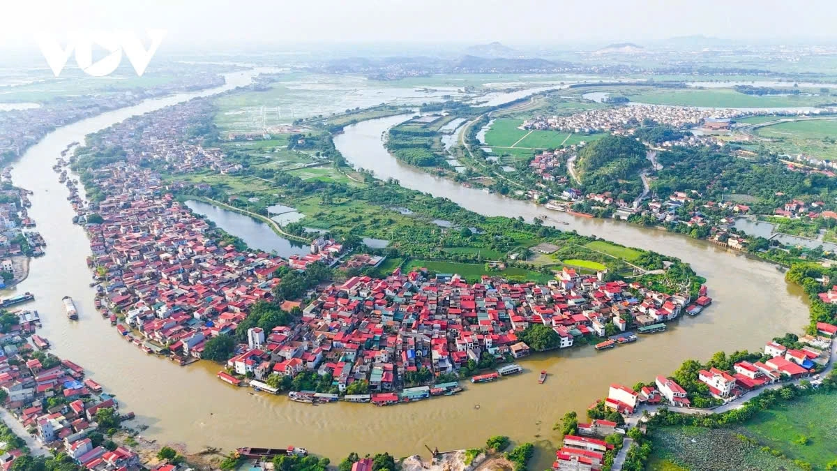 Toàn cảnh làng gốm Thổ Hà (xã Vân Hà, Việt Yên, Bắc Giang)