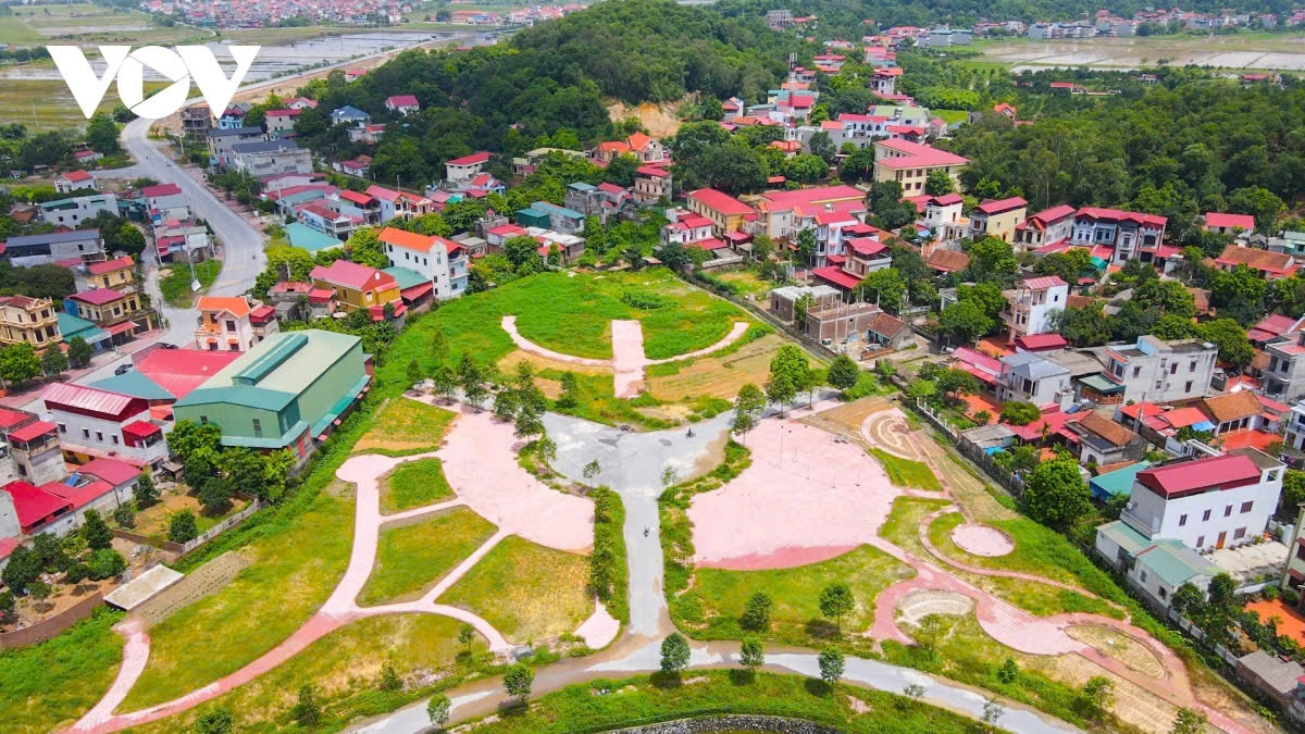 Dự án Khu du lịch Thiên Thai, do Ban Quản lý dự án xây dựng huyện Gia Bình (Bắc Ninh) làm chủ đầu tư vẫn "đắp chiếu" sau hơn 1 thập kỷ