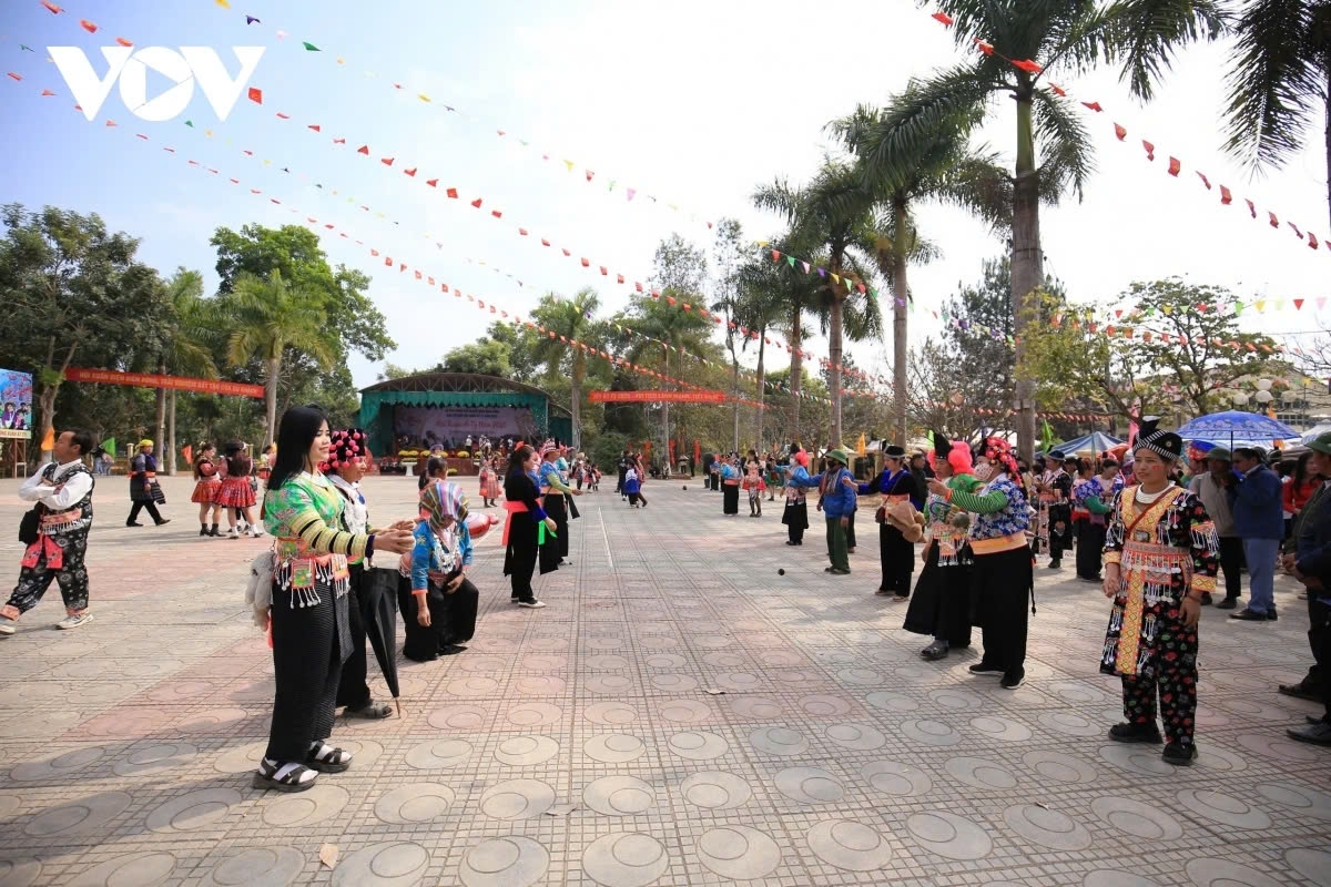 The traditional bull fighting festival in Dien Bien Dong is not just a recreational event but also a cultural beauty that reflects the solidarity and identity of ethnic communities in the highlands.