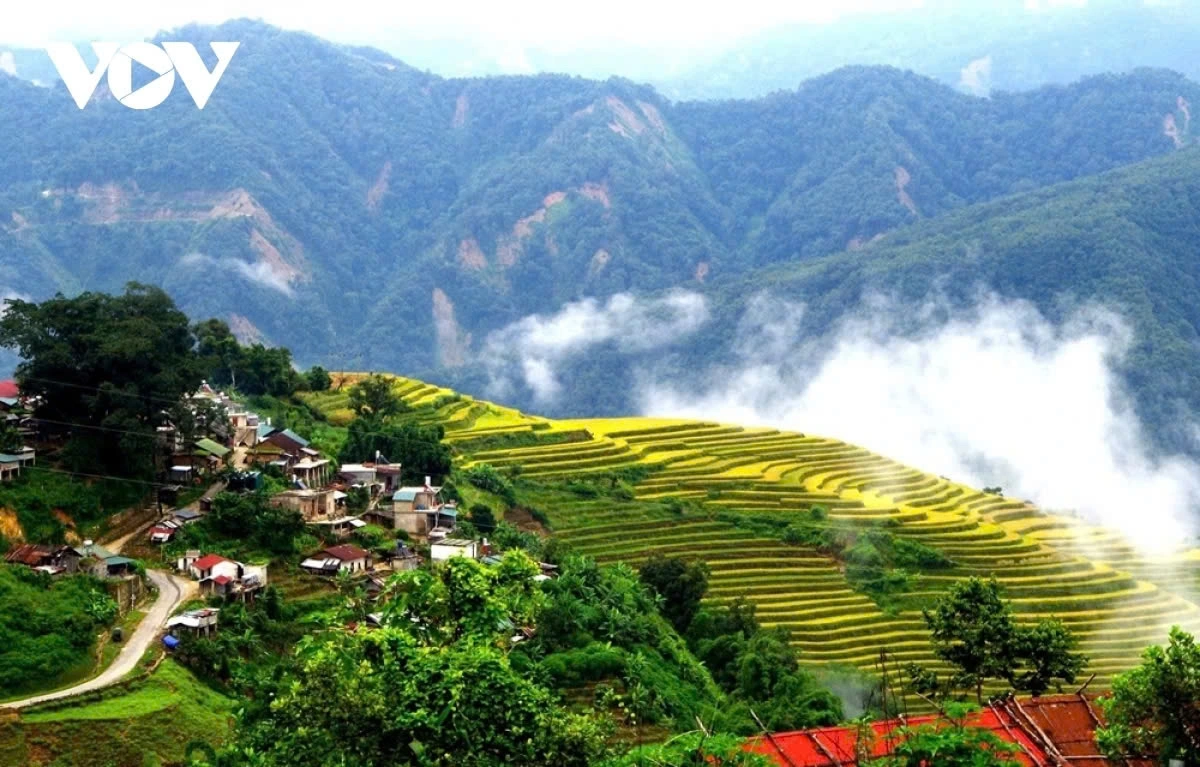 Thanks to the care and support from local authorities and border guards, a warm spring is arriving across villages in the remote border areas of Lai Chau.